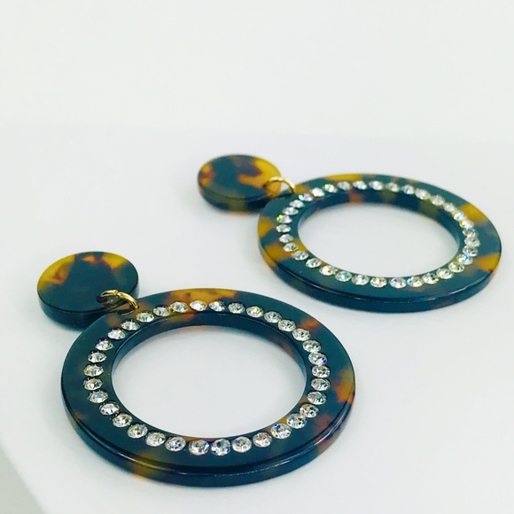 Tortoise Crystal Drop Hoop Earrings - Picture 3 of 8